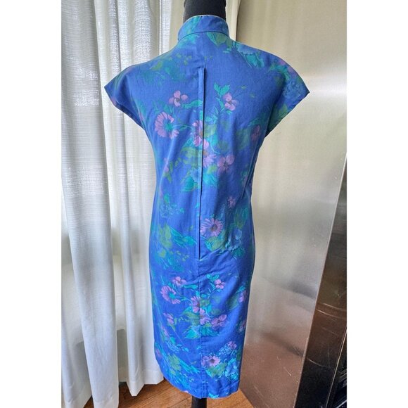 Vintage 70s dress, blue, purple floral, Cheongsam modern interpretation - Picture 5 of 10